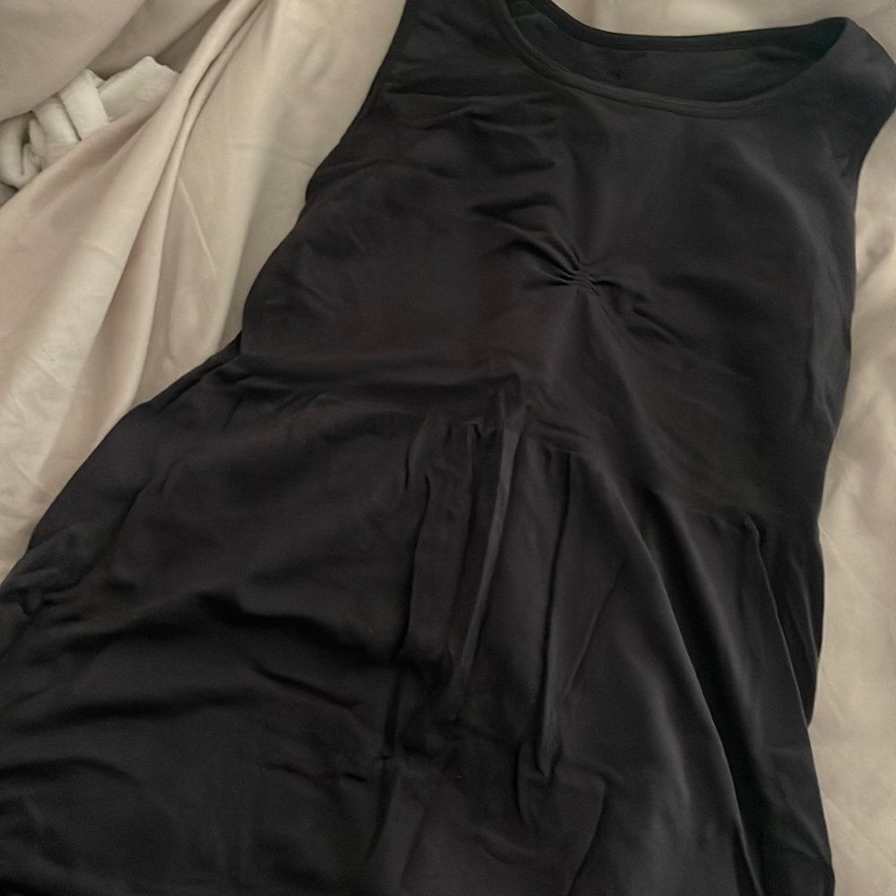 Workout top with built in bra